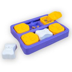 Nina Ottosson Dog Brick Small. Smidig aktivitetsleksak för små hundar. 