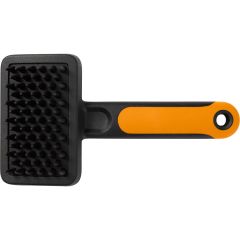 Fiskars Massageborste. Karda med mjuka silikonpiggar.